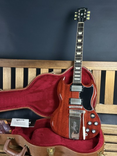 Gibson 2021 SG Standard 61 Maestro Vibrola Vintage Cherry
